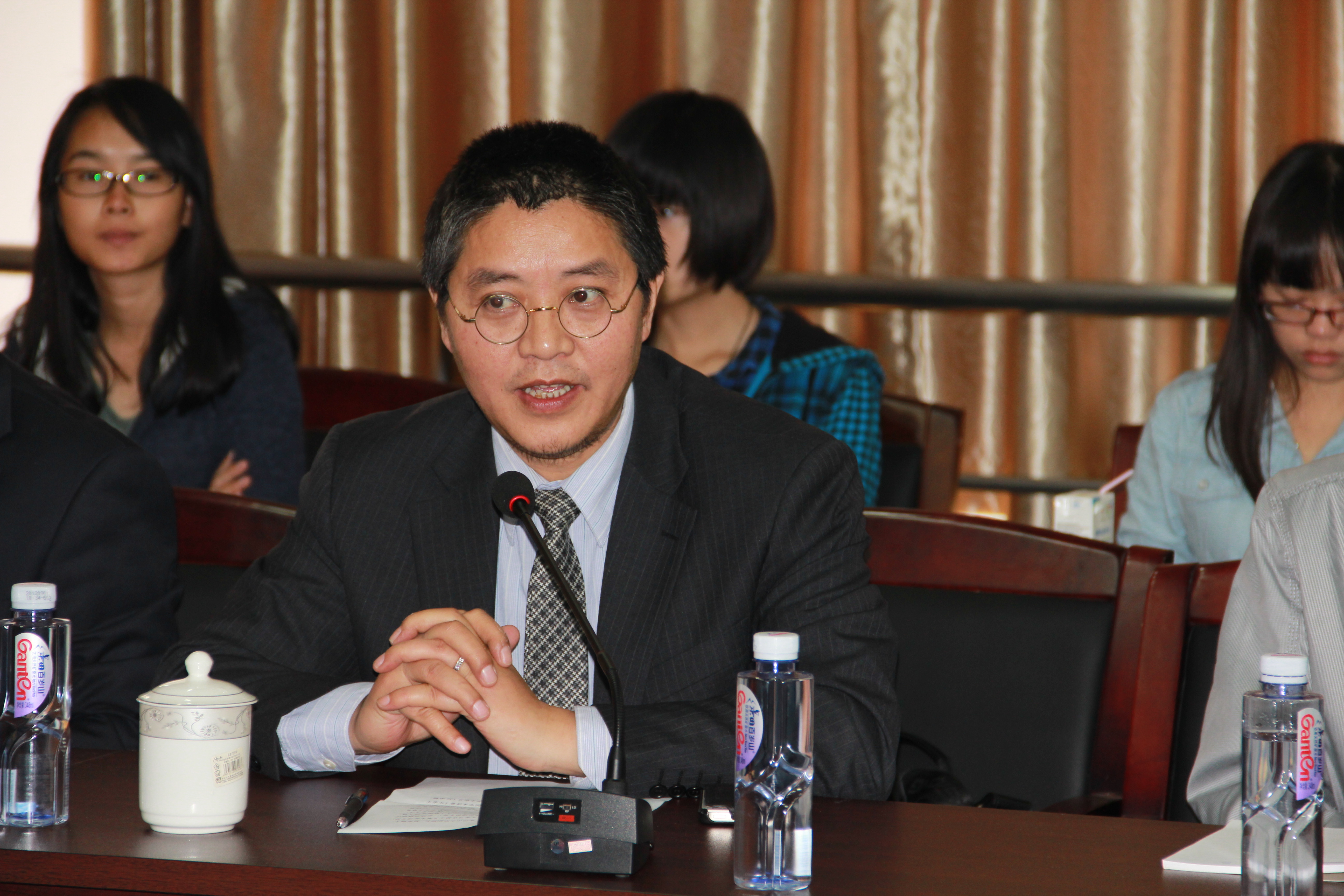 杨楹教授发言